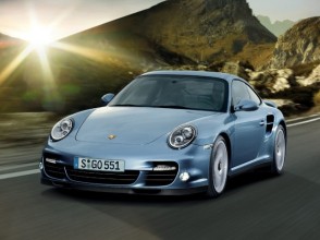 Фотографии Porsche 911 Turbo S купе 2019 года